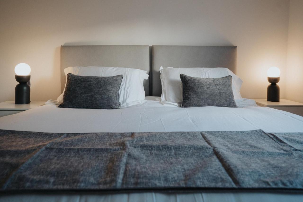 Lovely Modern 2 Bed City Centre Apartment With Free Parking - Double Or Twin Beds Available Wolverhampton Exteriör bild
